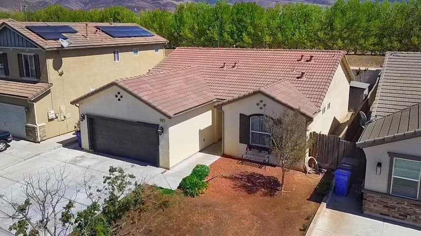 646 Luna Way - Photo 1 of 1