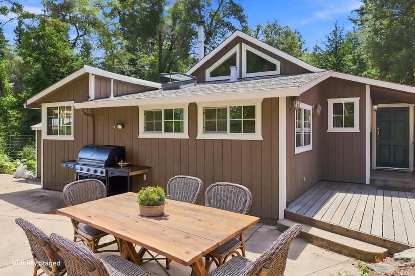 435 Hazel Brake - Photo 1 of 8