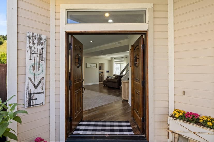 17554 Sugarmill Road - Photo 1 of 8