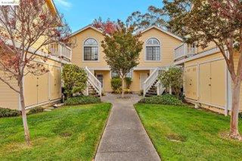 1105 Devonwood - Photo 1 of 8