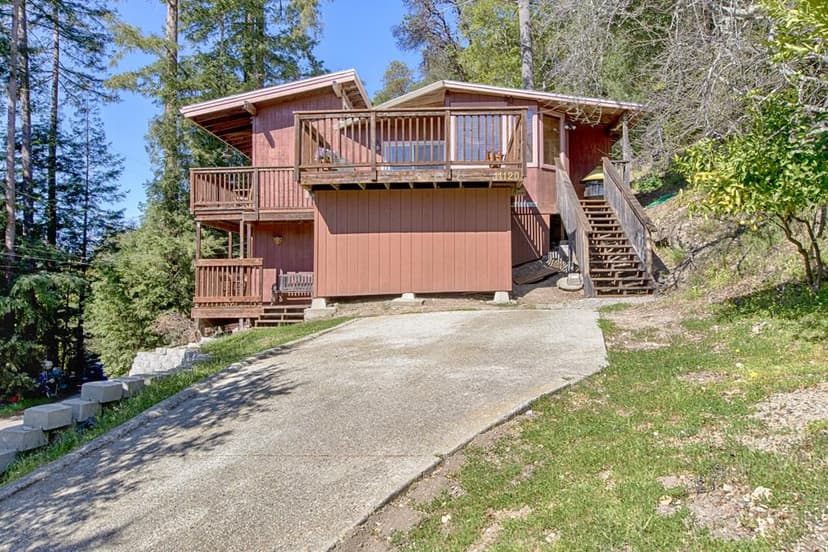 11120 Lake Boulevard - Photo 1 of 8