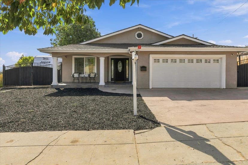 3562 Oakleaf Drive - Photo 1 of 8