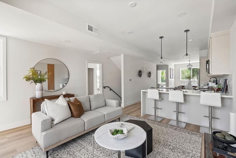 523 Union Avenue - Photo 1 of 8