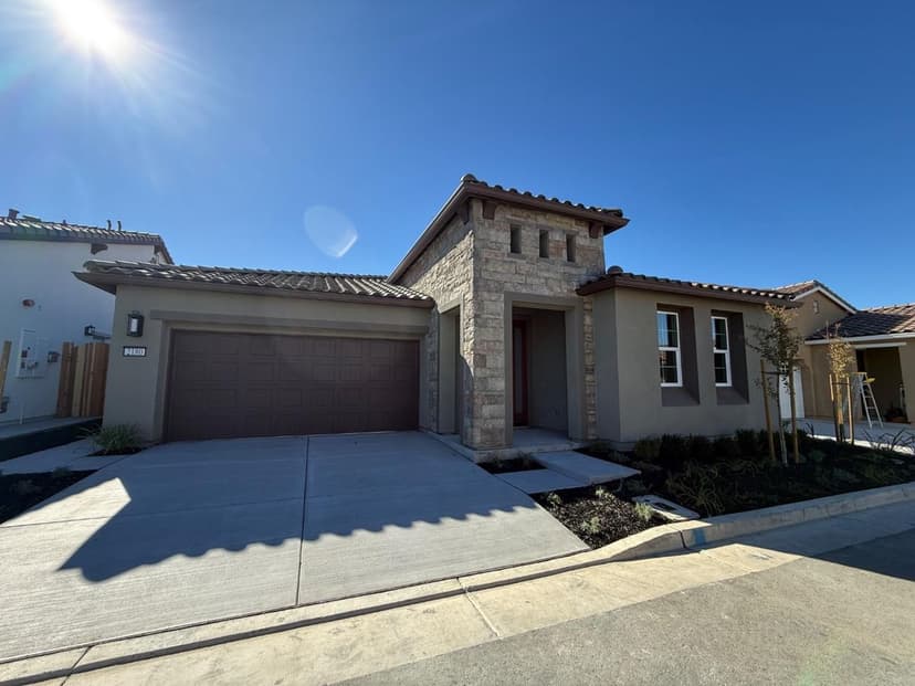 2180 Red Oak Drive - Photo 1 of 8