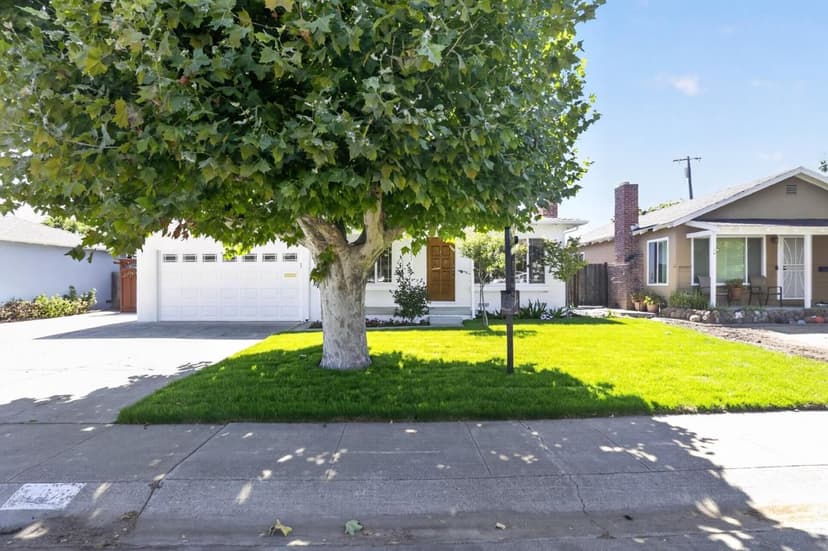 927 Bard Street - Photo 1 of 8