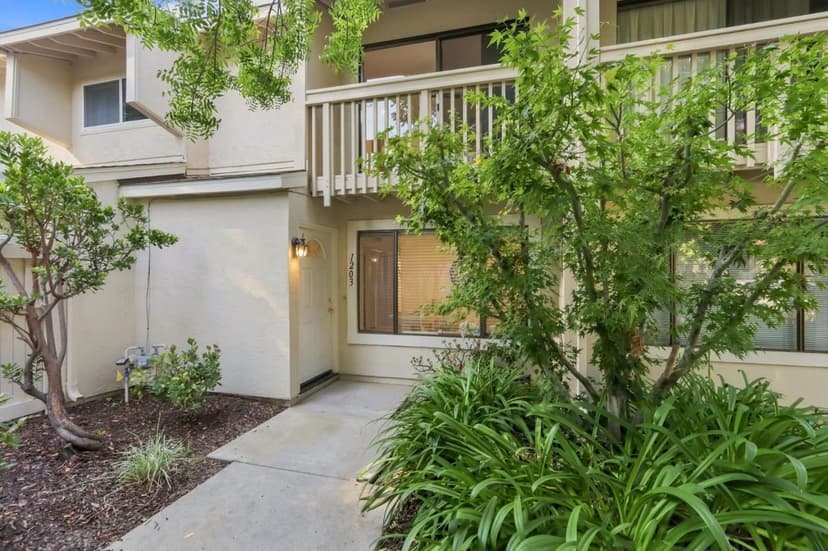 1203 Crescent Terrace - Photo 1 of 8