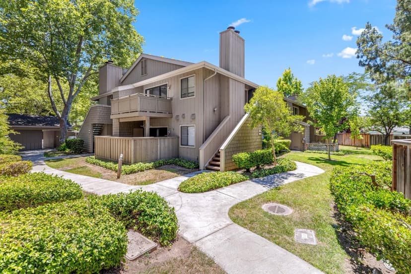 5691 Makati Circle #G - Photo 1 of 8