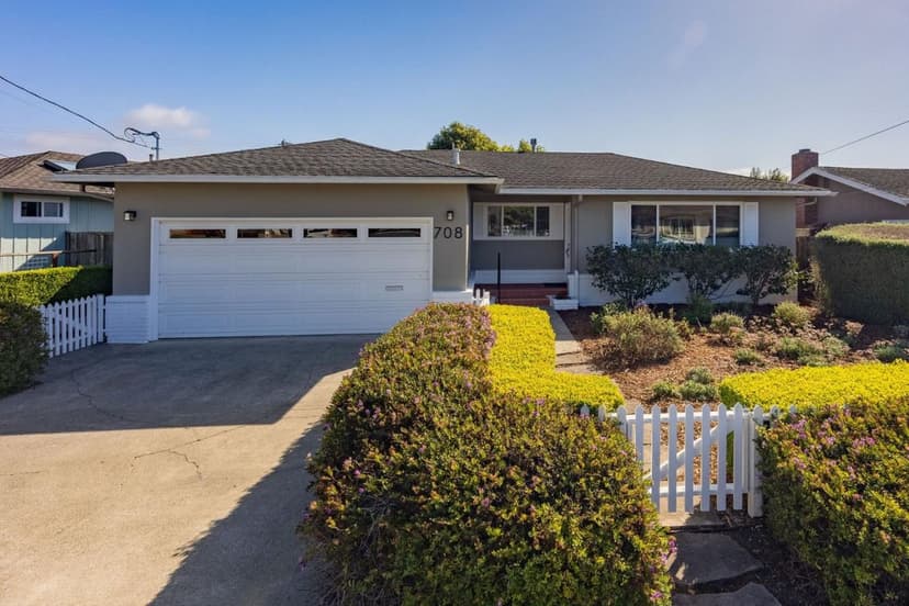708 Arroyo Leon Drive - Photo 1 of 8