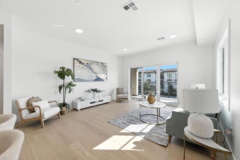 560 El Camino Real #201 - Photo 1 of 8