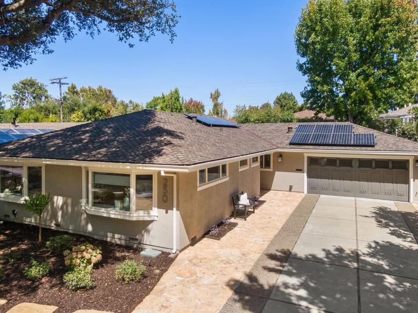 250 East Creek Drive - Photo 1 of 8