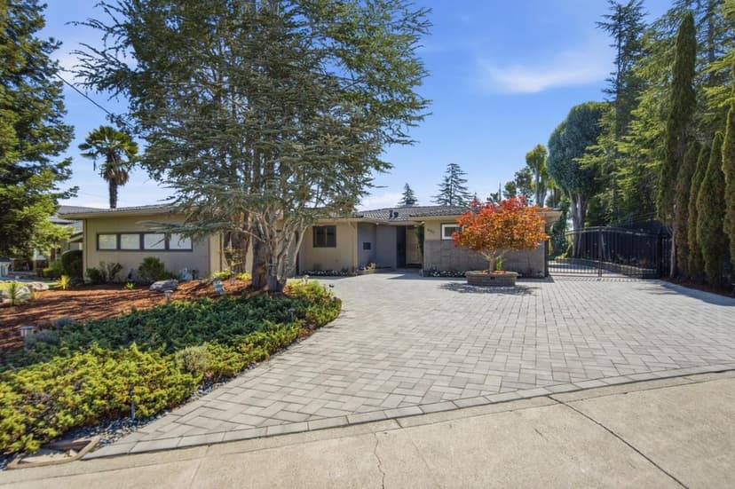 886 Heather Drive - Photo 1 of 8