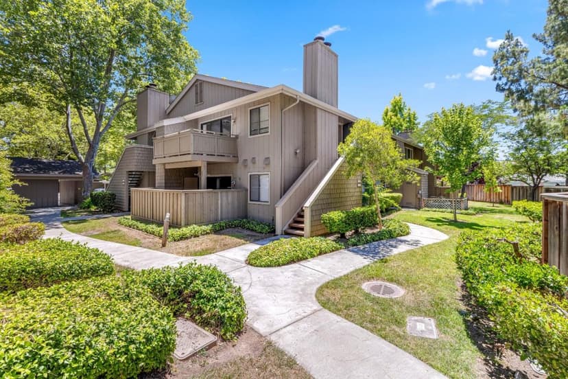 5691 Makati Circle #G - Photo 1 of 8