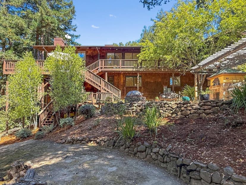 301 Canyon Oaks - Photo 1 of 8