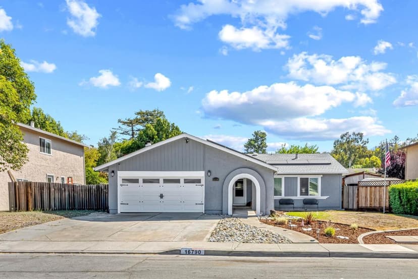 16790 Sorrel Way - Photo 1 of 8