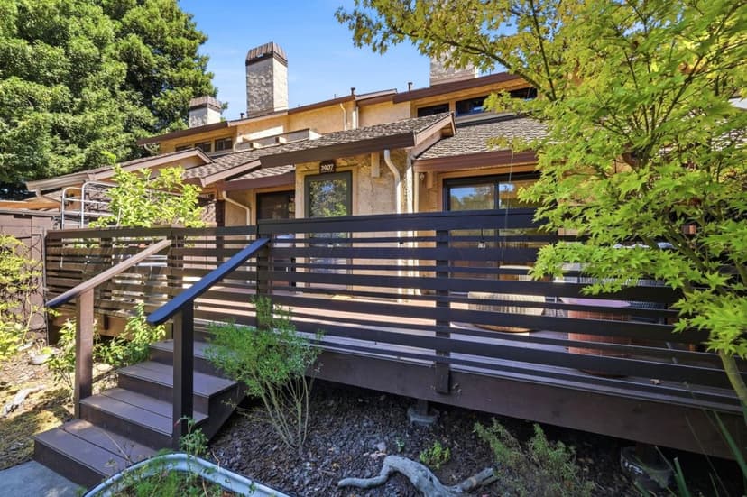 2907 Crocker - Photo 1 of 8