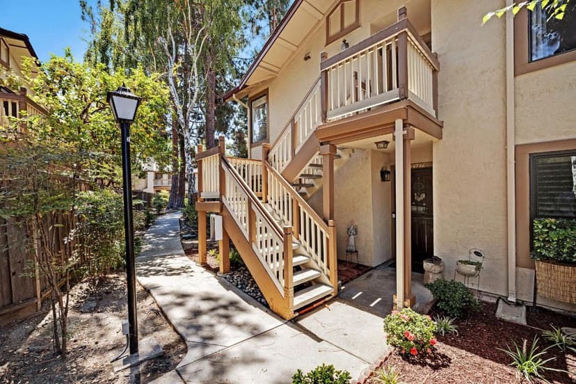 38738 Huntington Circle - Photo 1 of 8