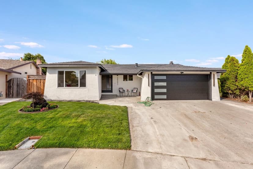34843 Warwick Court - Photo 1 of 8