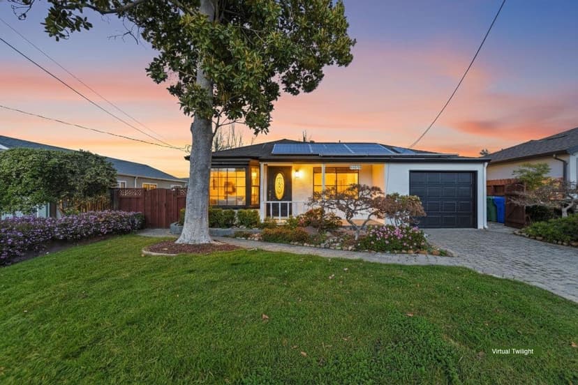 41392 Beatrice Street - Photo 1 of 8