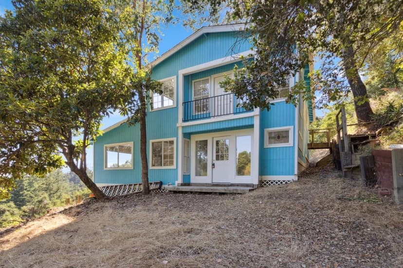 520 Laguna Creek - Photo 1 of 8