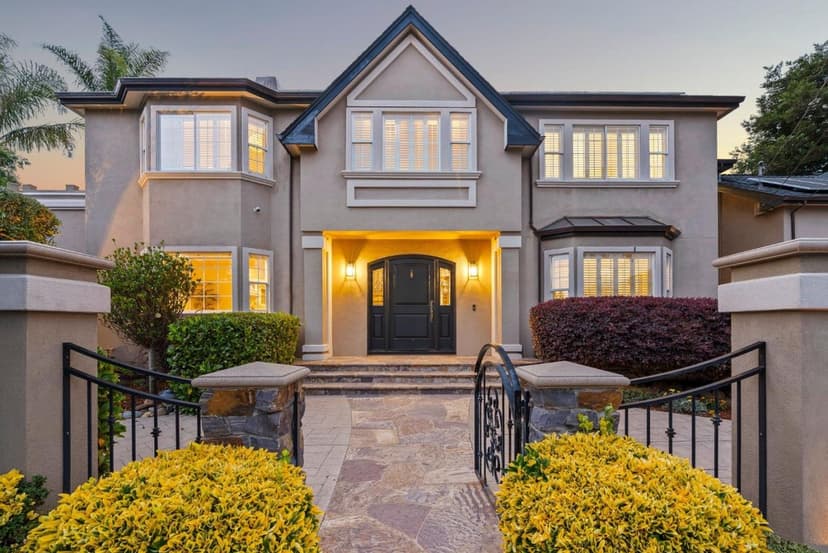 400 Seaview Drive - Photo 1 of 8