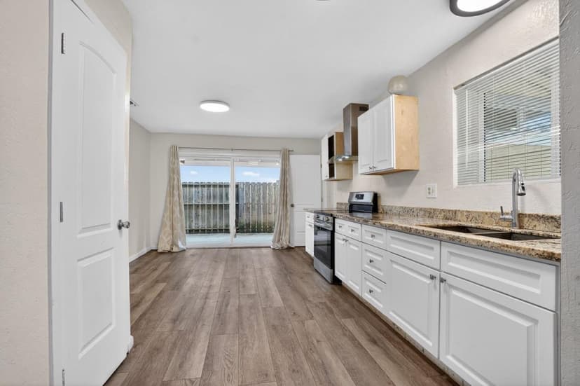 2524 Pemberton Court - Photo 1 of 8