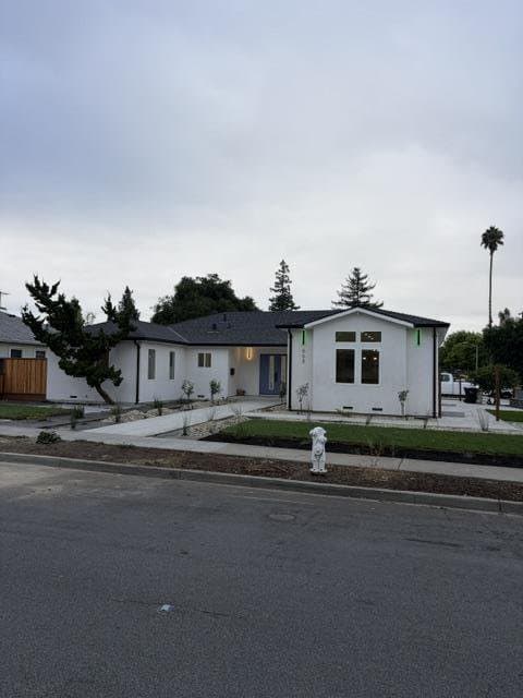 668 Fallon Avenue - Photo 1 of 8