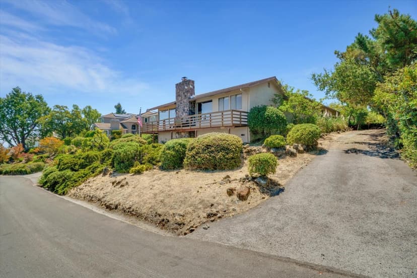 685 Oak Park Way - Photo 1 of 8