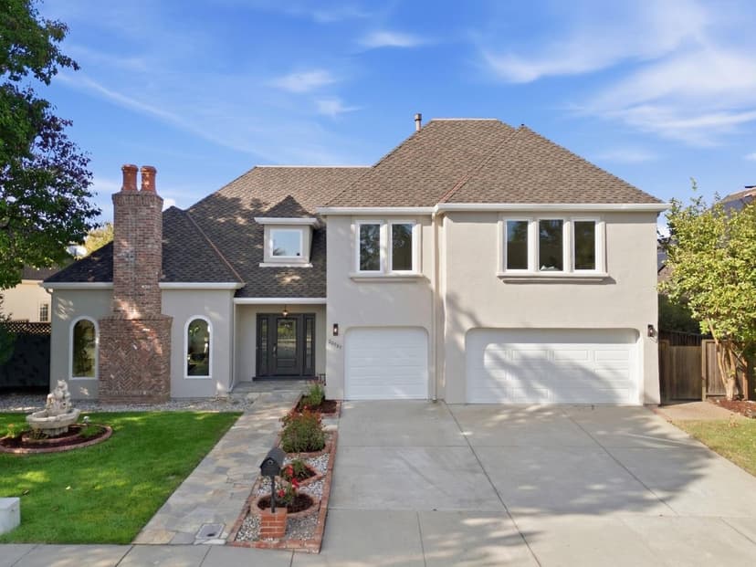 20987 Fairwoods Court - Photo 1 of 8