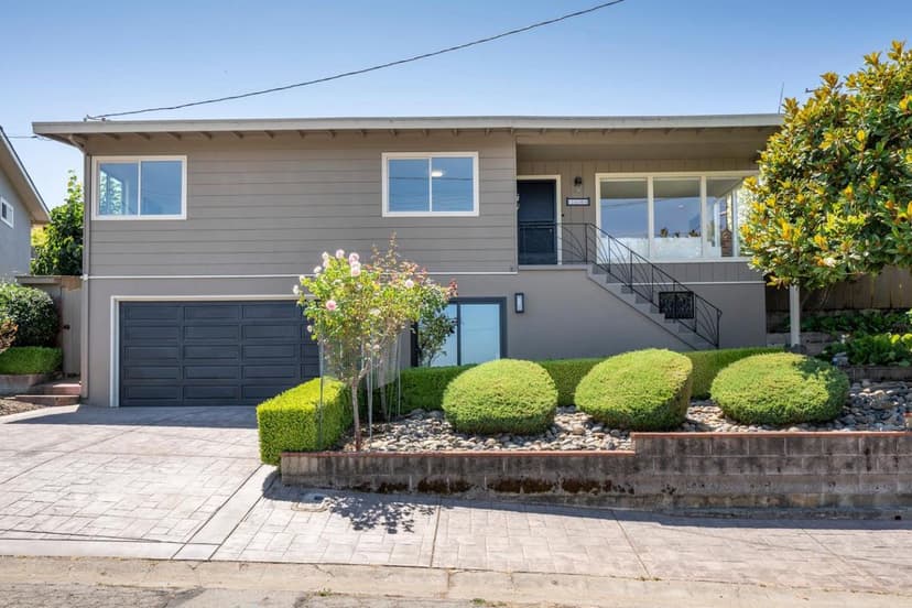 1600 SUNNYSLOPE Avenue - Photo 1 of 8