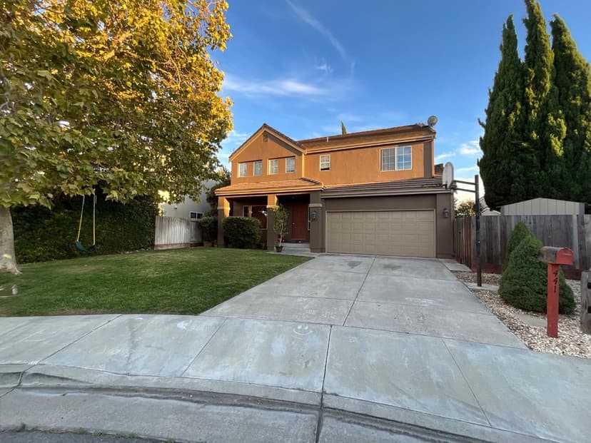 441 Verona Place - Photo 1 of 8