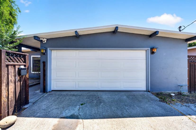 1111 Marionola Way - Photo 1 of 8