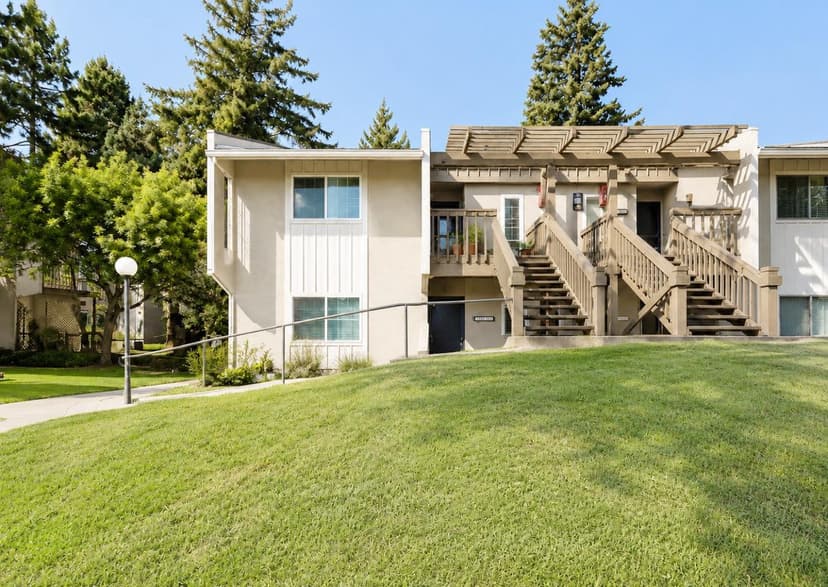 37218 Yolo Terrace - Photo 1 of 8