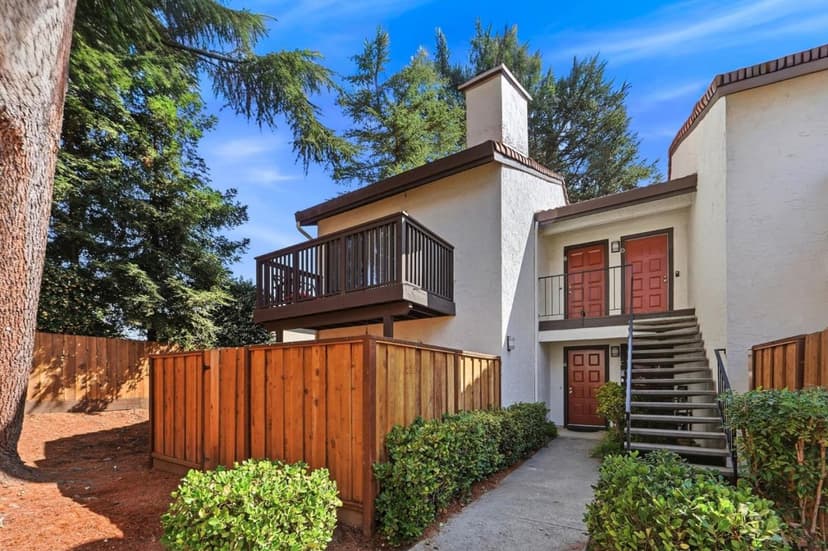771 Williamsburg Way #B - Photo 1 of 8