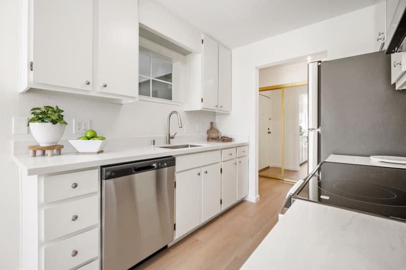 466 Pine Avenue - Photo 1 of 8