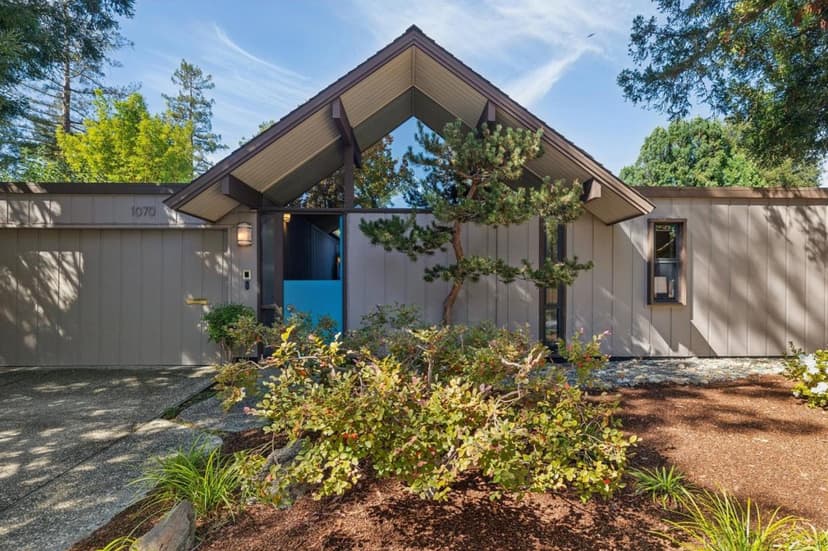 1070 Harriet Street - Photo 1 of 8