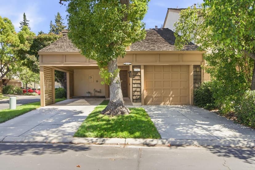 4762 Rio Rita Way - Photo 1 of 8