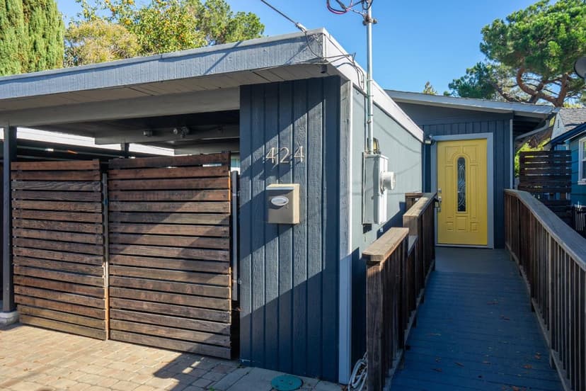 424 5th Avenue - Photo 1 of 8