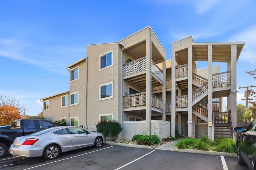 5547 Russo - Photo 1 of 8