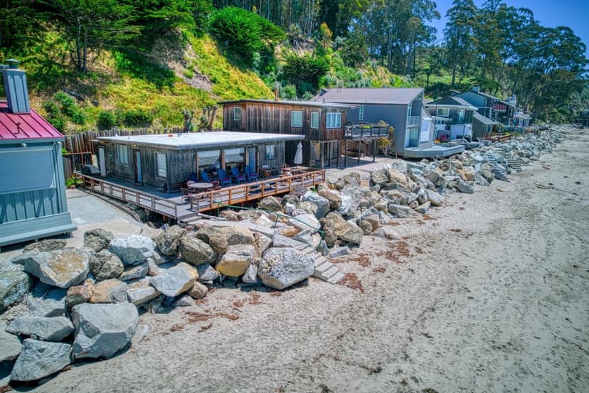 16 Potbelly Beach Road - Photo 1 of 8