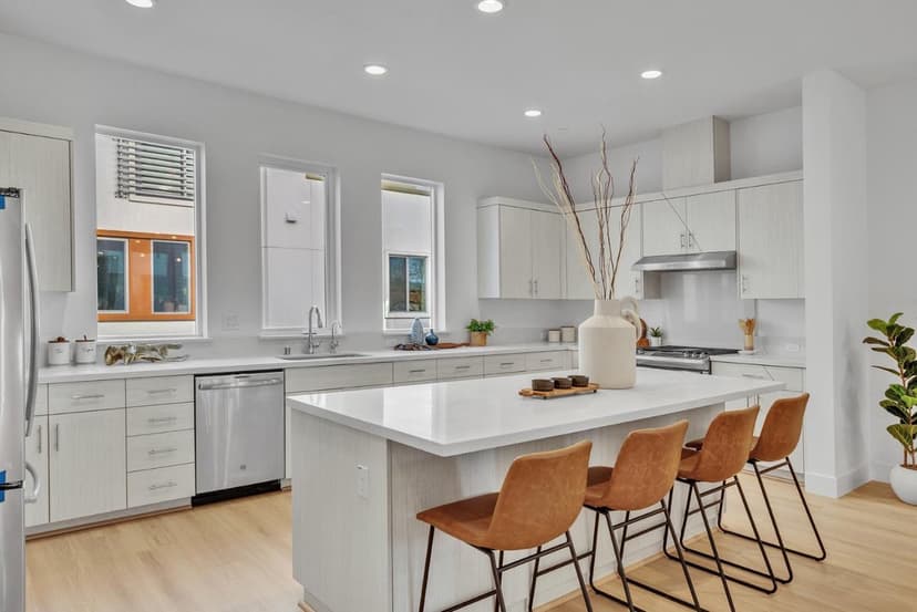 7922 Regional Common - Photo 1 of 8