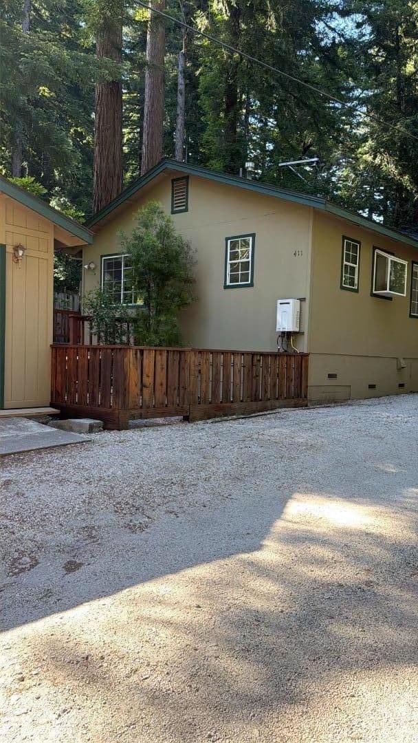 411 Manzanita Road - Photo 1 of 8