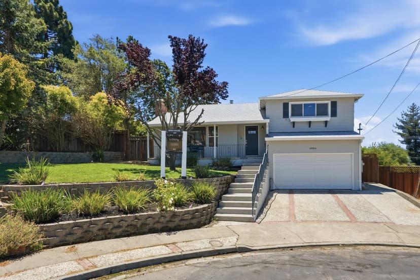 19054 Vannoy Court - Photo 1 of 8