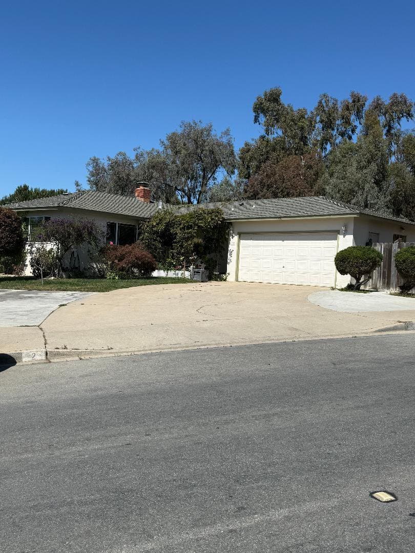 2 Perez Circle - Photo 1 of 6