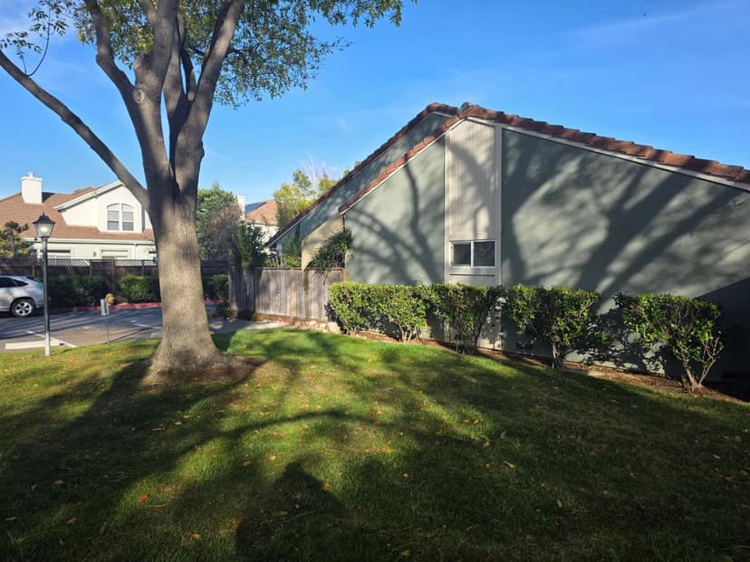 648 West Sunnyoaks Avenue - Photo 1 of 8