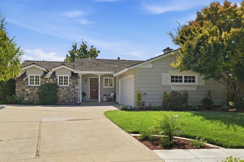 285 Carbonera Avenue - Photo 1 of 8