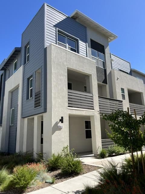 3312 Seashell Terrace - Photo 1 of 8