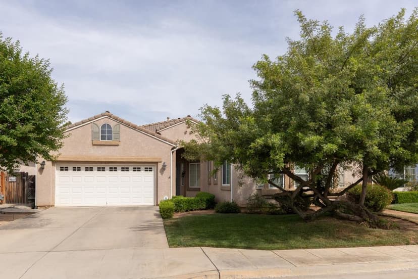 1827 North Joshua Avenue - Photo 1 of 8