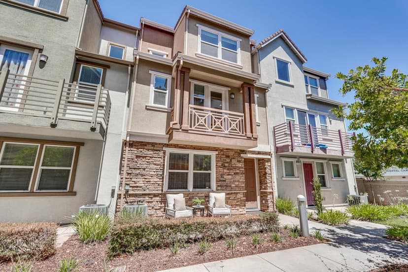 1256 Water Lily Way - Photo 1 of 8