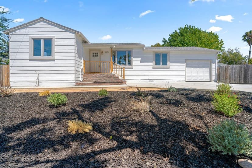 2271 Hemlock Avenue - Photo 1 of 8