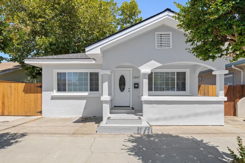1247 Benton Street - Photo 1 of 8